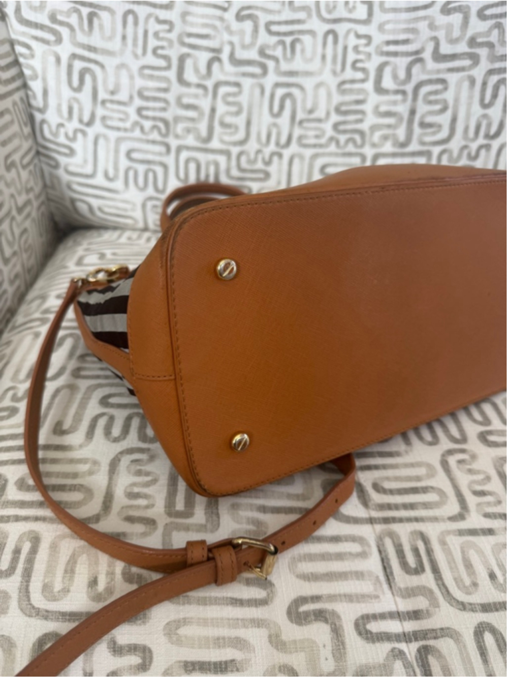 Henri Bendel Satchel with crossbody strap Brown & White Striped - Picture 7 of 15
